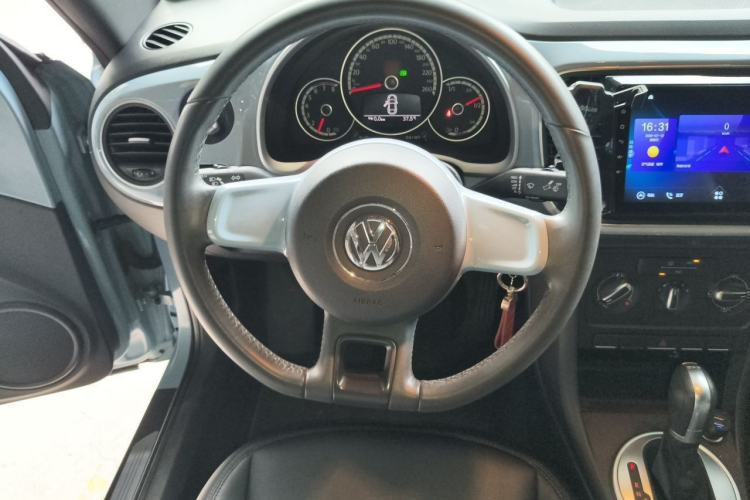 Used Volkswagen Beetle 2014 1.4TSI Fashion Edition Steering Wheel