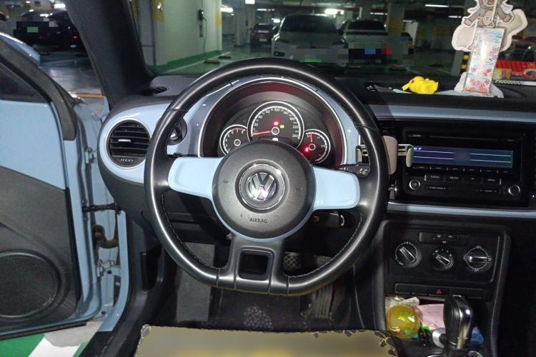 Used Volkswagen Beetle 2014 1.4TSI Fashion Edition Steering Wheel