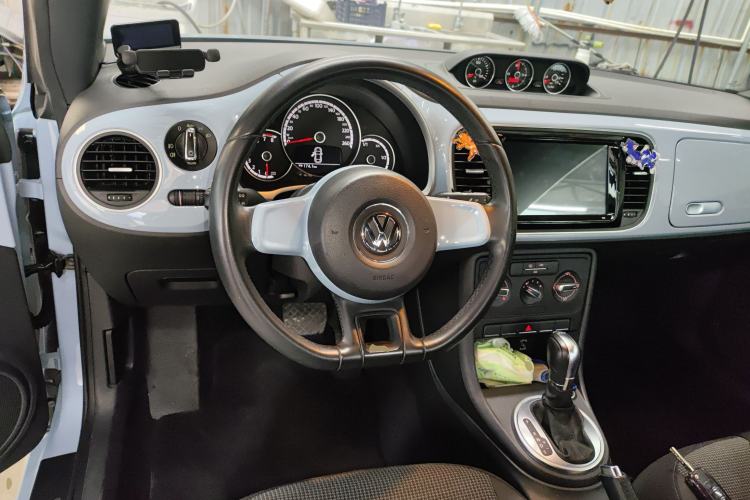 Used Volkswagen Beetle 2014 1.4TSI Fashion Edition Steering Wheel