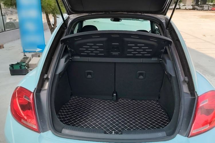 Used Volkswagen Beetle 2014 1.2TSI Fashion Edition Trunk
