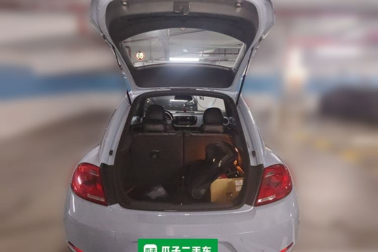 Used Volkswagen Beetle 2014 1.4TSI Fashion Edition Trunk