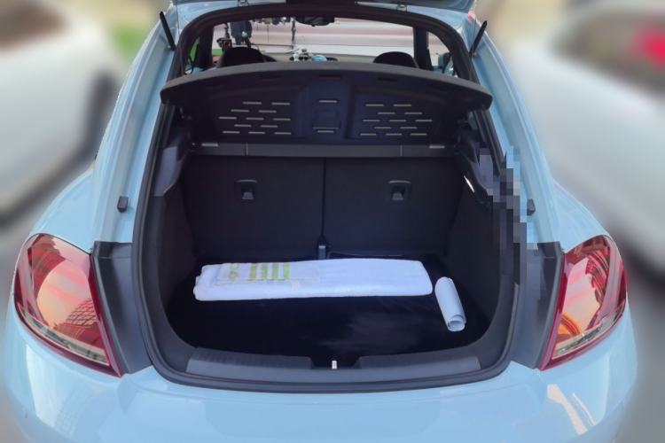 Used Volkswagen Beetle 2014 1.4TSI Fashion Edition Trunk