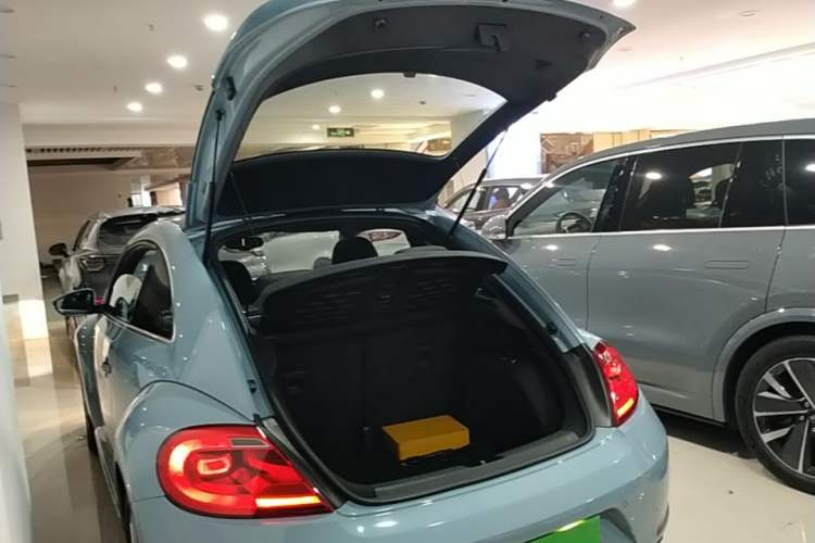 Used Volkswagen Beetle 2014 1.2TSI Comfort Model Trunk