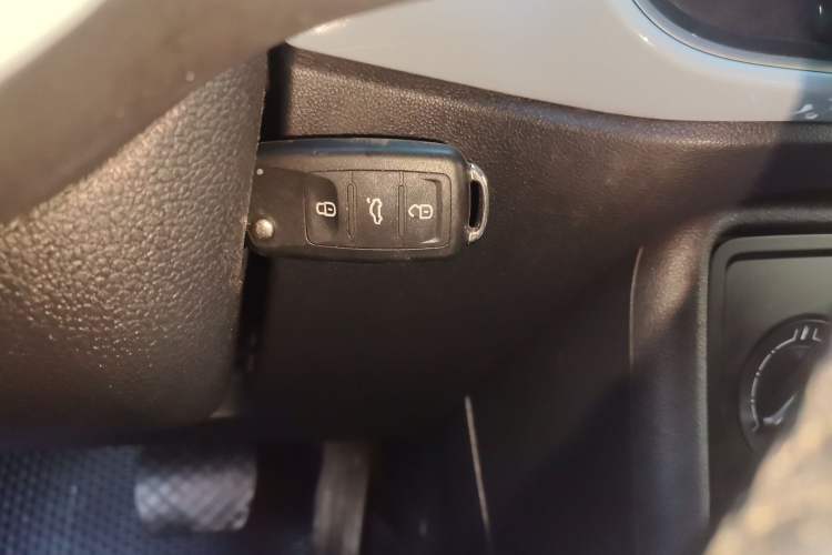 Used Volkswagen Beetle 2014 1.4TSI Fashion Edition Vehicle Key