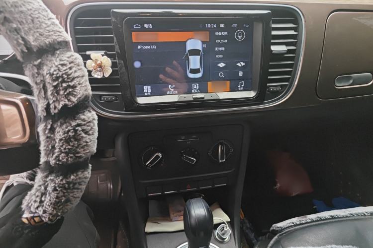 Used Volkswagen Beetle 2014 1.2TSI Fashion Edition Audio And AC Panel