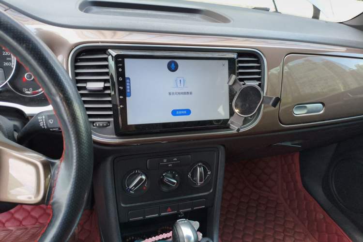 Used Volkswagen Beetle 2014 1.4TSI Fashion Edition Audio And AC Panel