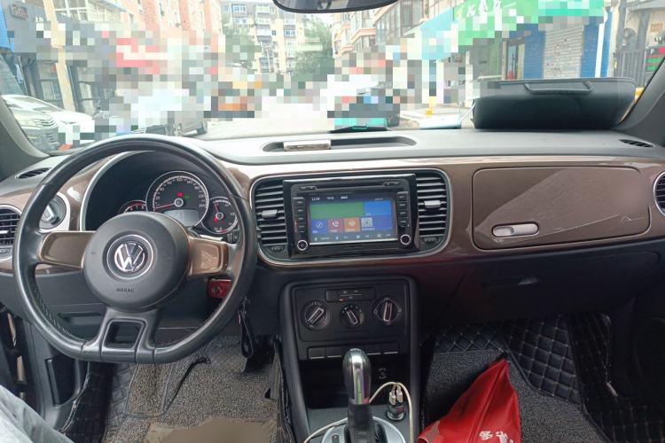 Used Volkswagen Beetle 2014 1.2TSI Fashion Edition Center Console