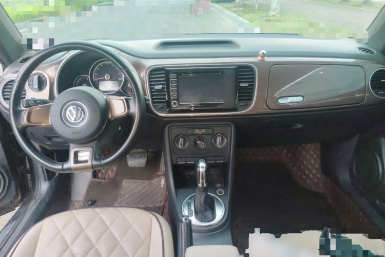 Used Volkswagen Beetle 2014 1.2TSI Fashion Edition Center Console