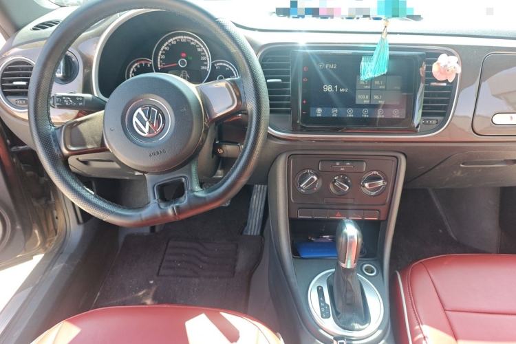 Used Volkswagen Beetle 2014 1.2TSI Fashion Edition Center Console