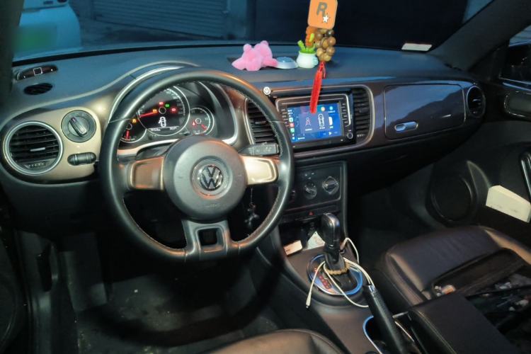 Used Volkswagen Beetle 2014 1.2TSI Fashion Edition Center Console
