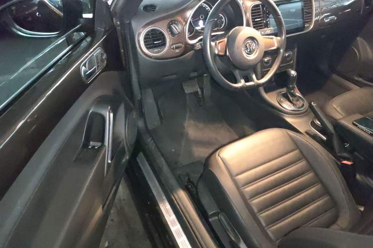 Used Volkswagen Beetle 2014 1.4TSI Comfort Model Driver Seat