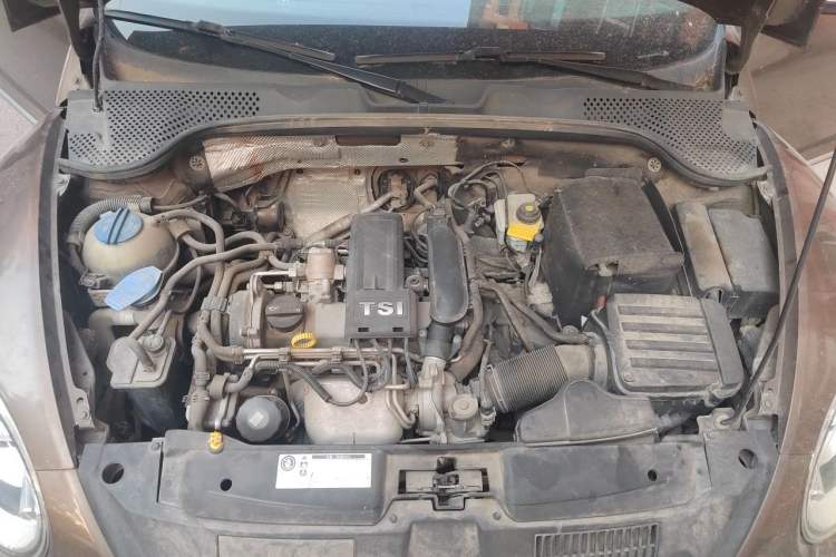 Used Volkswagen Beetle 2014 1.2TSI Fashion Edition Engine Bay