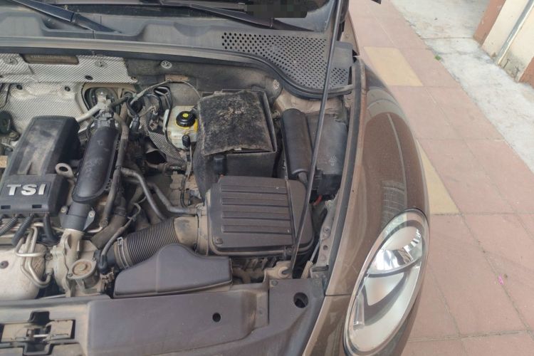 Used Volkswagen Beetle 2014 1.2TSI Fashion Edition Engine Bay Left