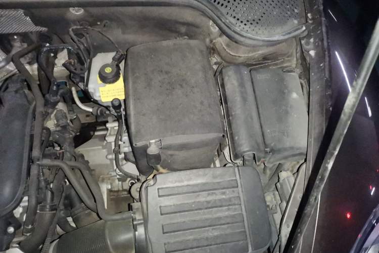 Used Volkswagen Beetle 2014 1.2TSI Fashion Edition Engine Bay Left