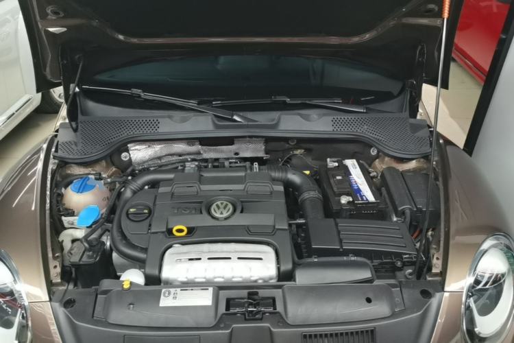 Used Volkswagen Beetle 2014 1.4TSI R-Line Engine Bay