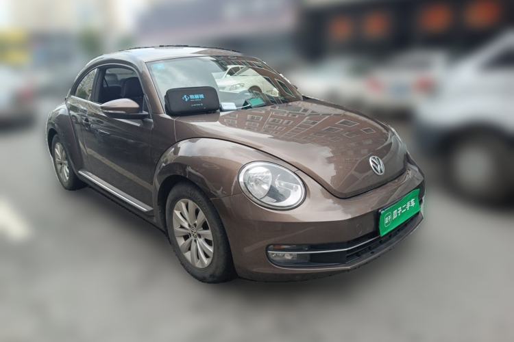 Used Volkswagen Beetle 2014 1.2TSI Fashion Edition Front Right 45 Deg