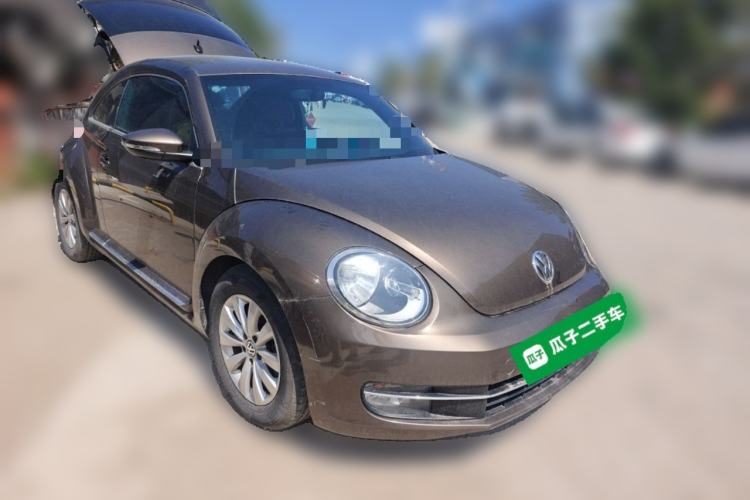 Used Volkswagen Beetle 2014 1.2TSI Fashion Edition Front Right 45 Deg