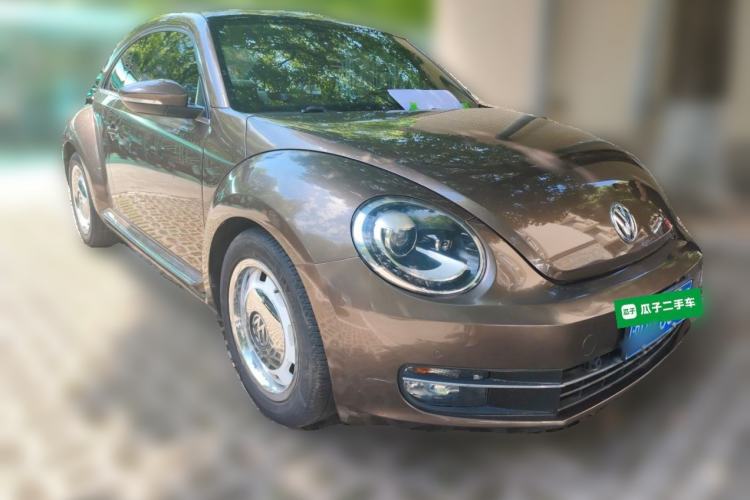 Used Volkswagen Beetle 2014 1.2TSI Comfort Model Front Right 45 Deg