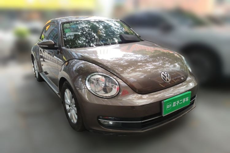 Used Volkswagen Beetle 2014 1.4TSI Fashion Edition Front Right 45 Deg