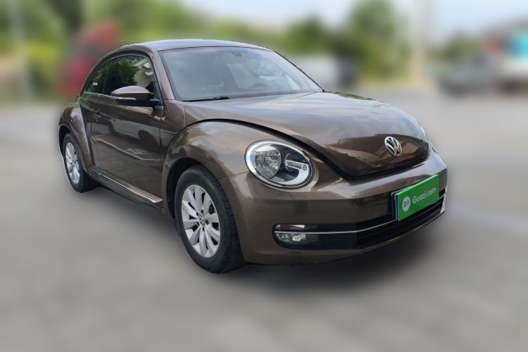 Used Volkswagen Beetle 2014 1.4TSI Fashion Edition Front Right 45 Deg