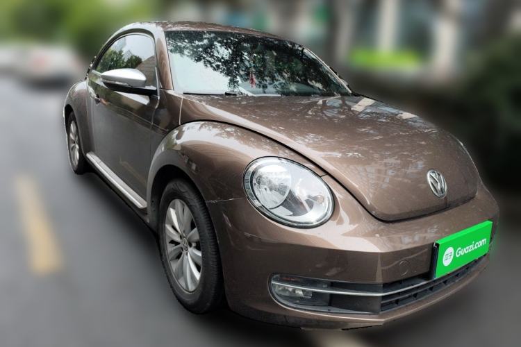 Used Volkswagen Beetle 2014 1.4TSI Fashion Edition Front Right 45 Deg