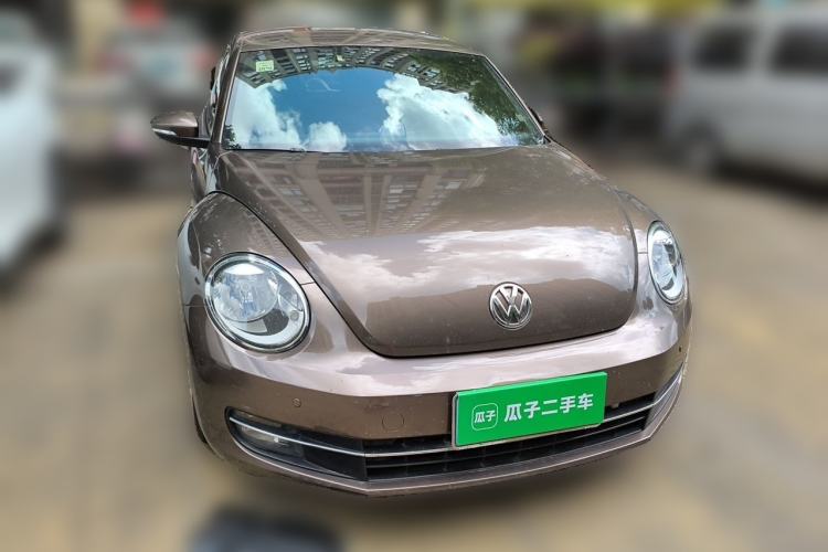 Used Volkswagen Beetle 2014 1.4TSI Fashion Edition Front Right 45 Deg