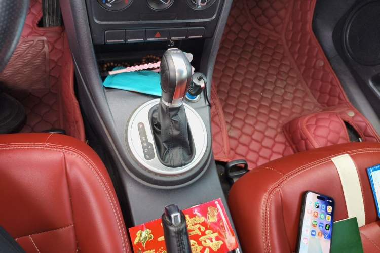 Used Volkswagen Beetle 2014 1.4TSI Fashion Edition Gear Lever