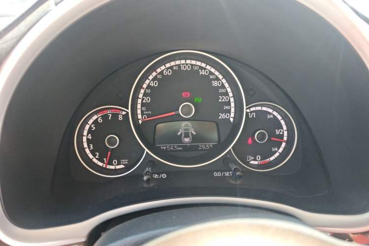 Used Volkswagen Beetle 2014 1.2TSI Fashion Edition Instrument Cluster