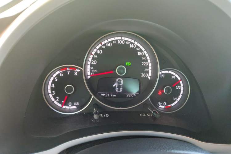 Used Volkswagen Beetle 2014 1.2TSI Comfort Model Instrument Cluster