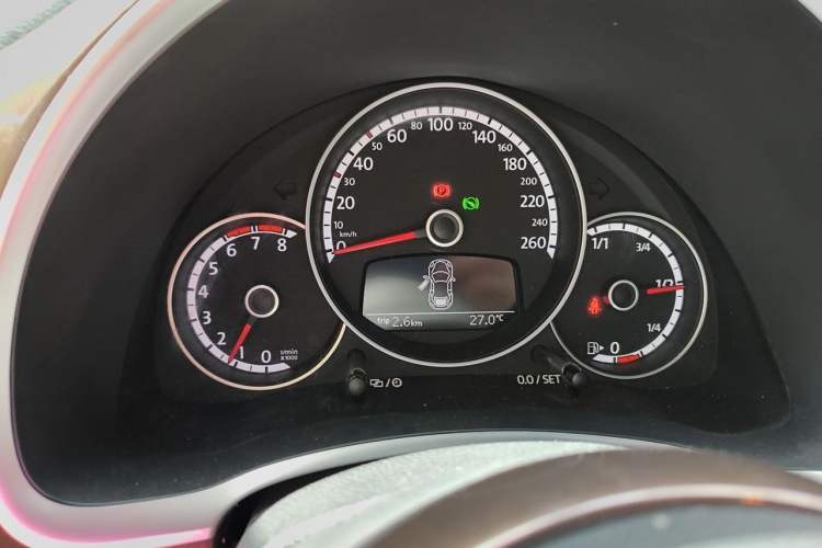 Used Volkswagen Beetle 2014 1.4TSI Fashion Edition Instrument Cluster