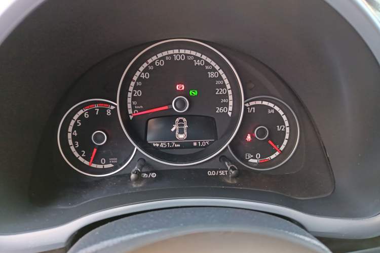 Used Volkswagen Beetle 2014 1.2TSI Fashion Edition Instrument Cluster