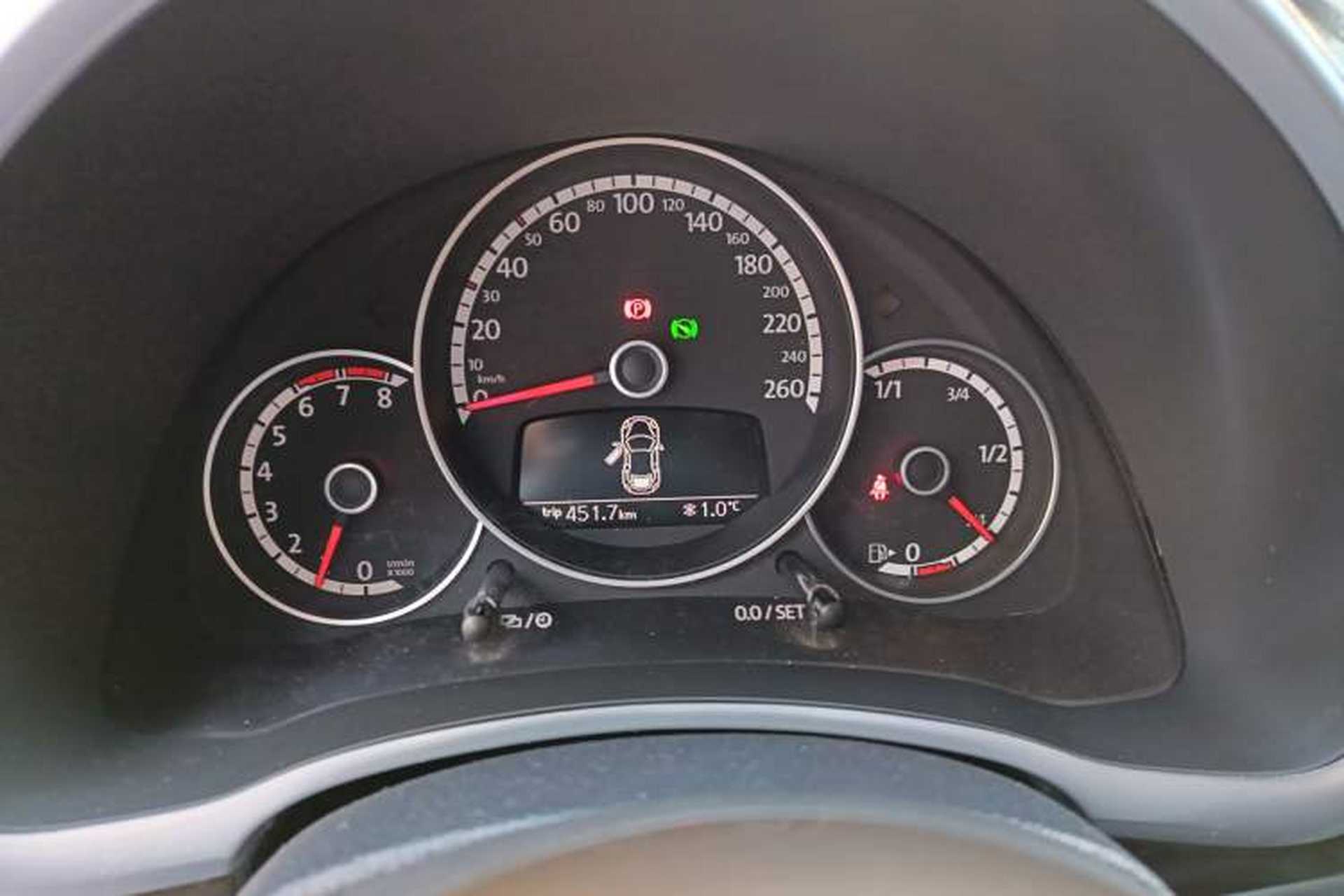 Used Volkswagen Beetle 2014 1.2TSI Fashion Edition Instrument Cluster