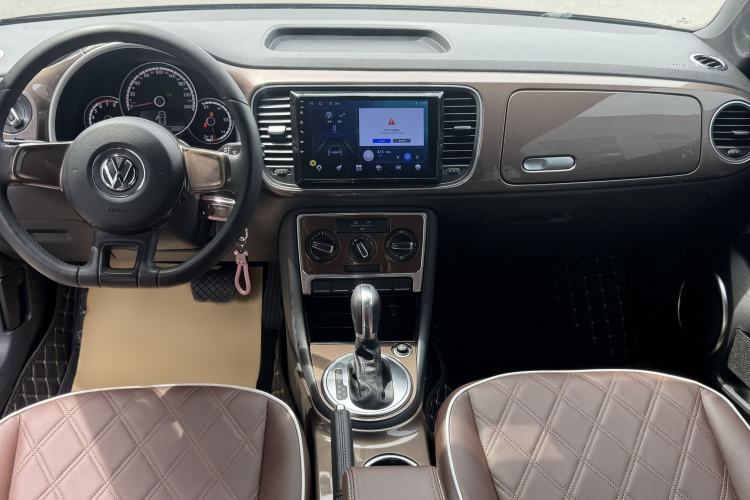 Used Volkswagen Beetle 2014 1.2TSI Fashion Edition Interior 2