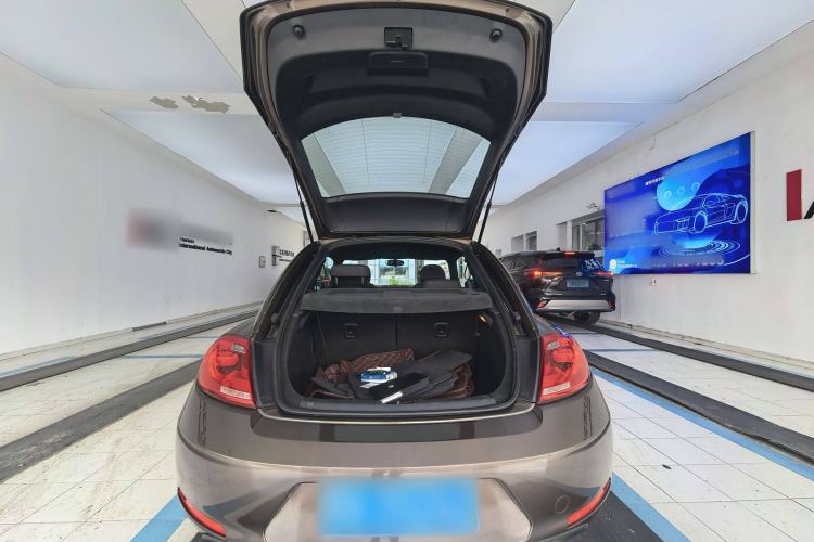 Used Volkswagen Beetle 2014 1.4TSI Fashion Edition Interior 3