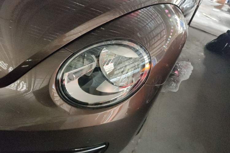 Used Volkswagen Beetle 2014 1.4TSI Comfort Model Left Front Headlight