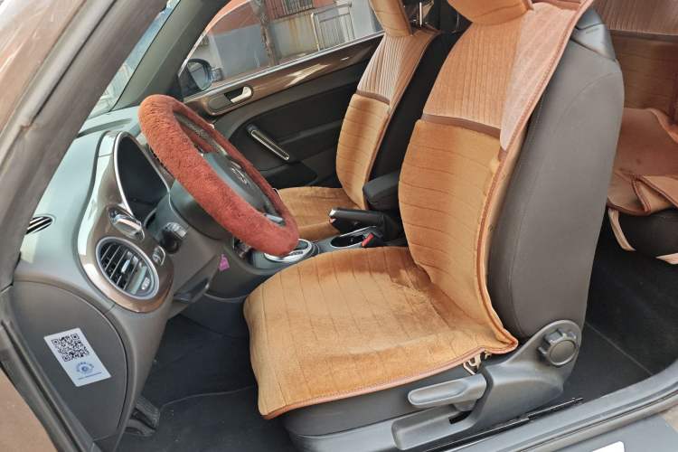 Used Volkswagen Beetle 2014 1.2TSI Fashion Edition Left Front Seat