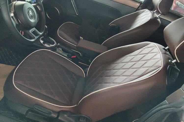 Used Volkswagen Beetle 2014 1.2TSI Fashion Edition Left Front Seat