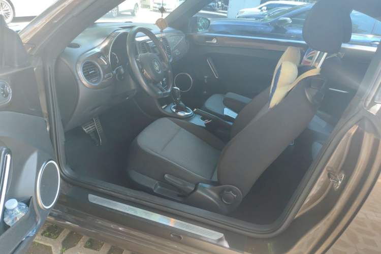 Used Volkswagen Beetle 2014 1.2TSI Comfort Model Left Front Seat