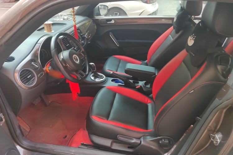 Used Volkswagen Beetle 2014 1.2TSI Fashion Edition Left Front Seat