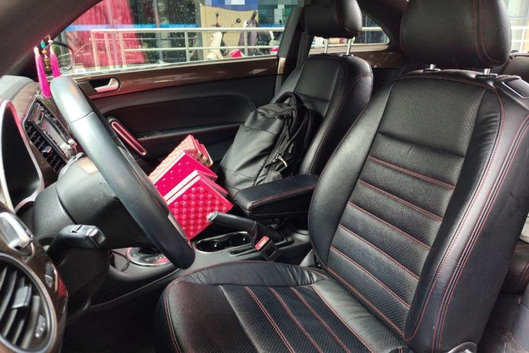 Used Volkswagen Beetle 2014 1.4TSI Fashion Edition Left Front Seat