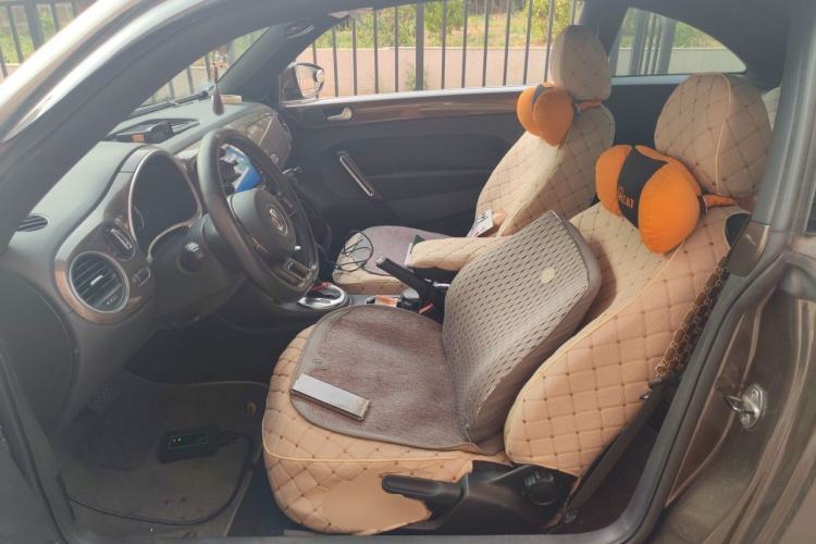 Used Volkswagen Beetle 2014 1.2TSI Fashion Edition Left Front Seat