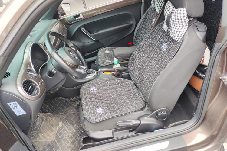 Used Volkswagen Beetle 2014 1.4TSI Fashion Edition Left Front Seat