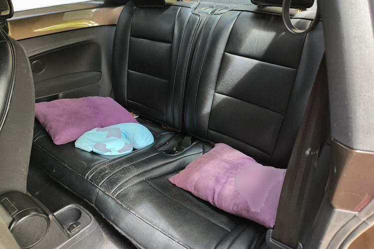 Used Volkswagen Beetle 2014 1.4TSI Fashion Edition Left Rear Seat