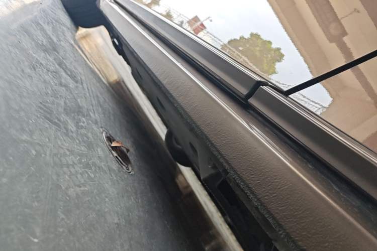 Used Volkswagen Beetle 2014 1.2TSI Comfort Model Left Side Sill
