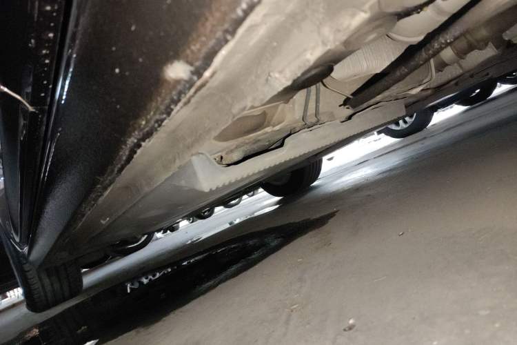 Used Volkswagen Beetle 2014 1.4TSI Comfort Model Left Side Sill
