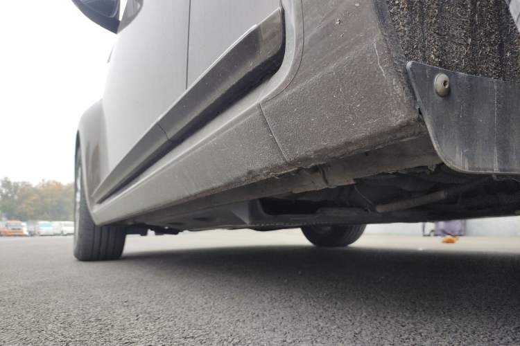 Used Volkswagen Beetle 2014 1.4TSI Fashion Edition Left Side Sill
