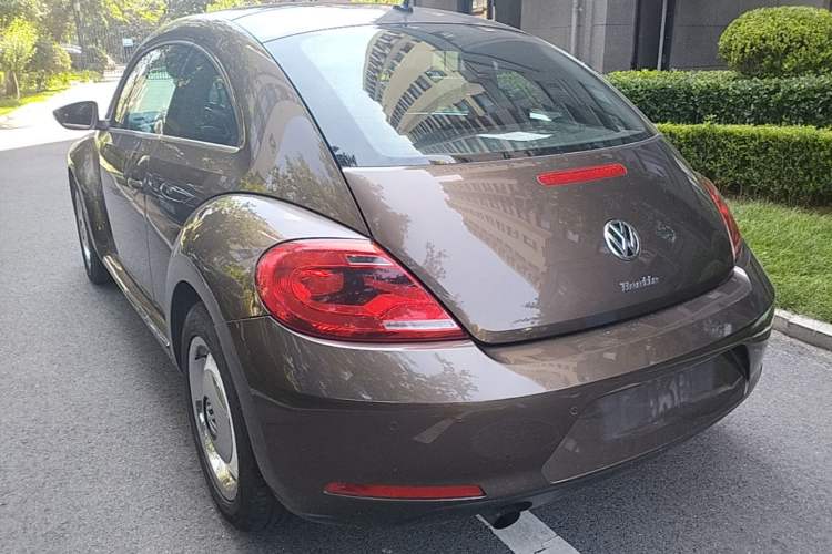 Used Volkswagen Beetle 2014 1.2TSI Comfort Model Rear Left 45 Deg