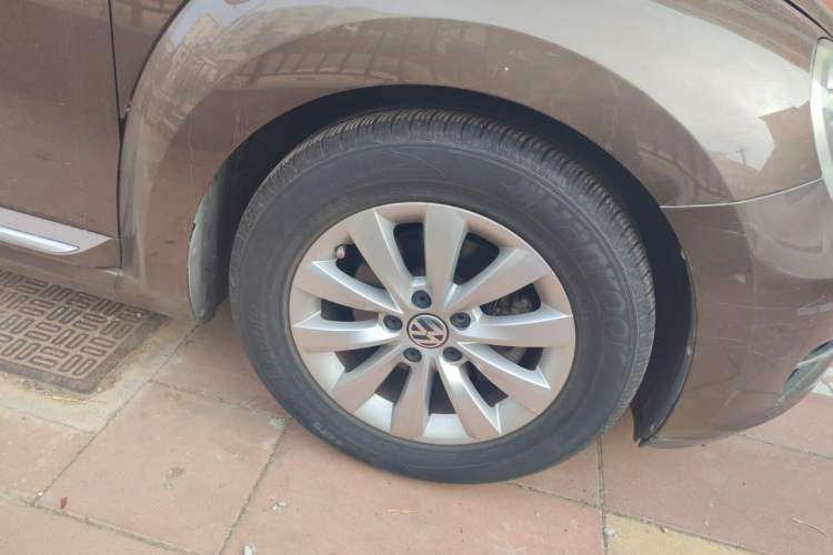 Used Volkswagen Beetle 2014 1.2TSI Fashion Edition Right Front Wheel Hub