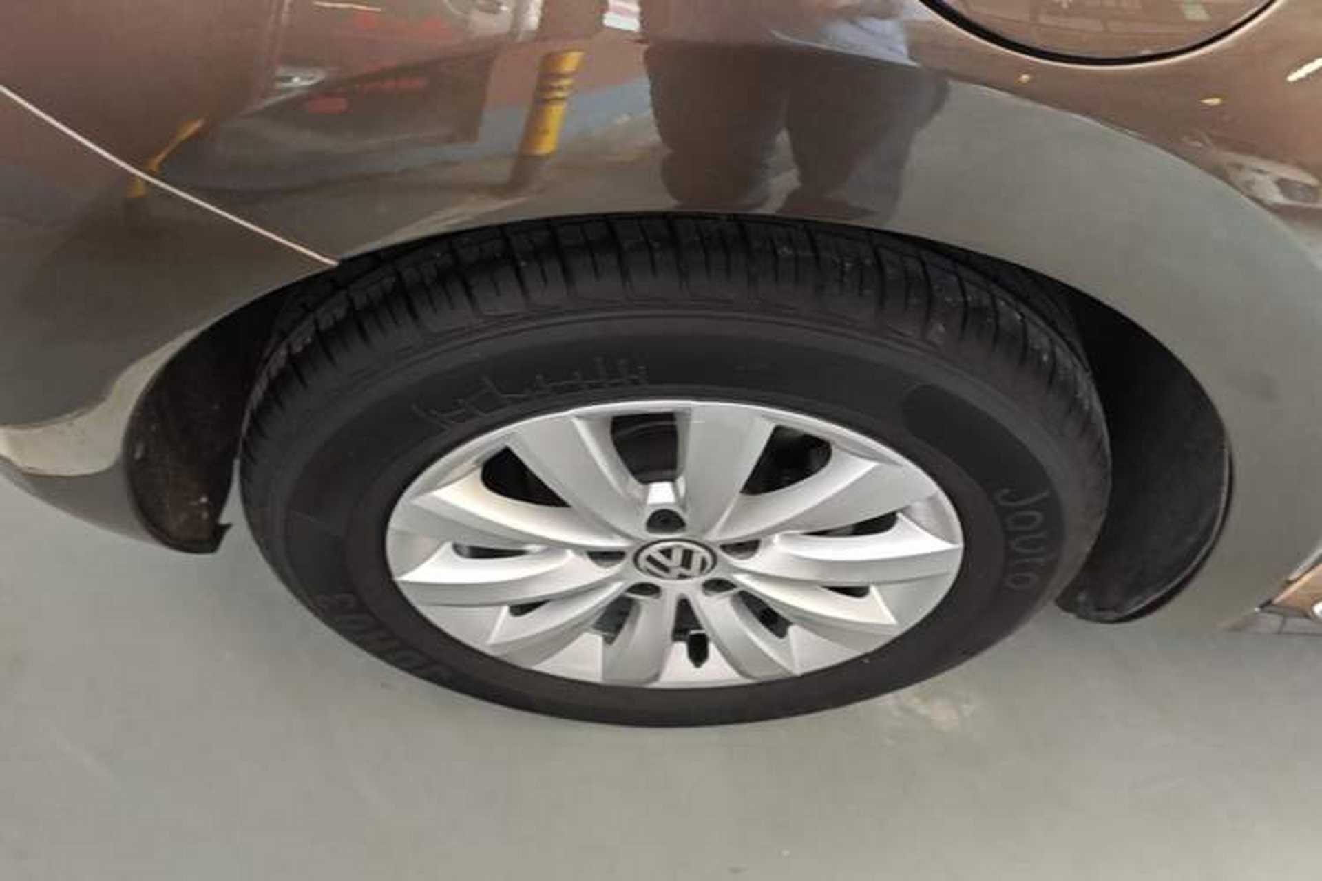 Used Volkswagen Beetle 2014 1.2TSI Comfort Model Right Rear Wheel Hub