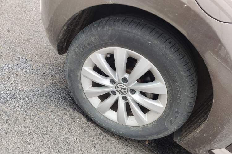 Used Volkswagen Beetle 2014 1.4TSI Fashion Edition Right Rear Wheel Hub